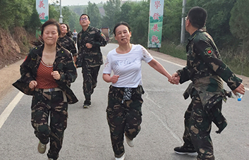 ��Փ�ǔv��߀�Ǳ������҂��]�ЁG���κ�һ��(g��)����